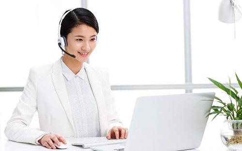 中英顧問，出行陪同就跟國內一樣方便