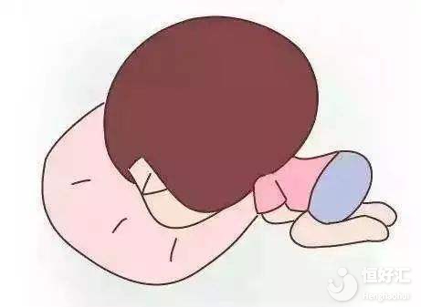 經期的時候肚子發脹是怎么回事呢？